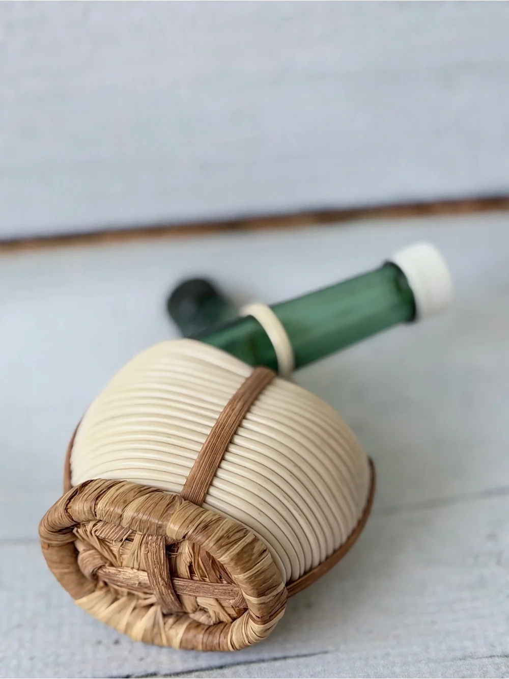 Vintage Made In Italy Mini Chianti Wine Bottle Salt & Pepper Shakers Set
